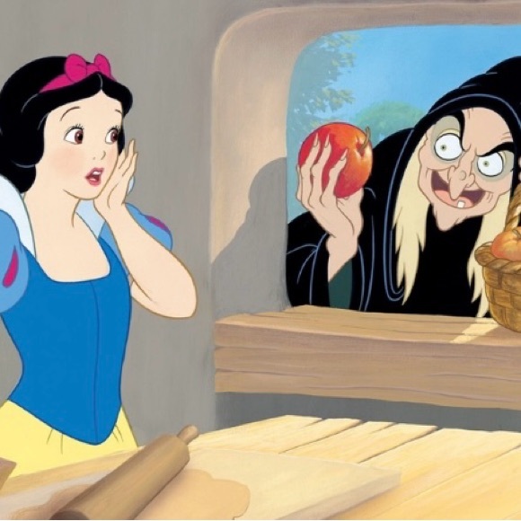 NEW Ceramic Red Shiny “poison” Apple Unique Halloween Decor Decoration - Picture 2 of 2